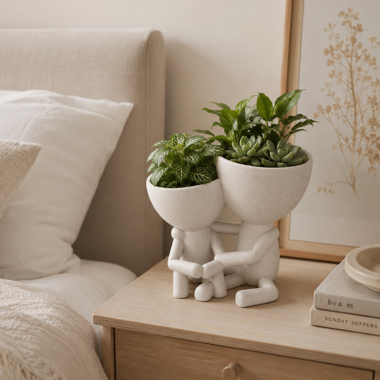 3D Printed Hugging Couple Planter for Indoor Plants & Desk Décor