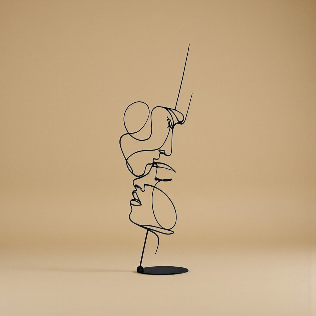 3D Printed Abstract Line Face Sculpture – Modern Minimal Art Showpiece