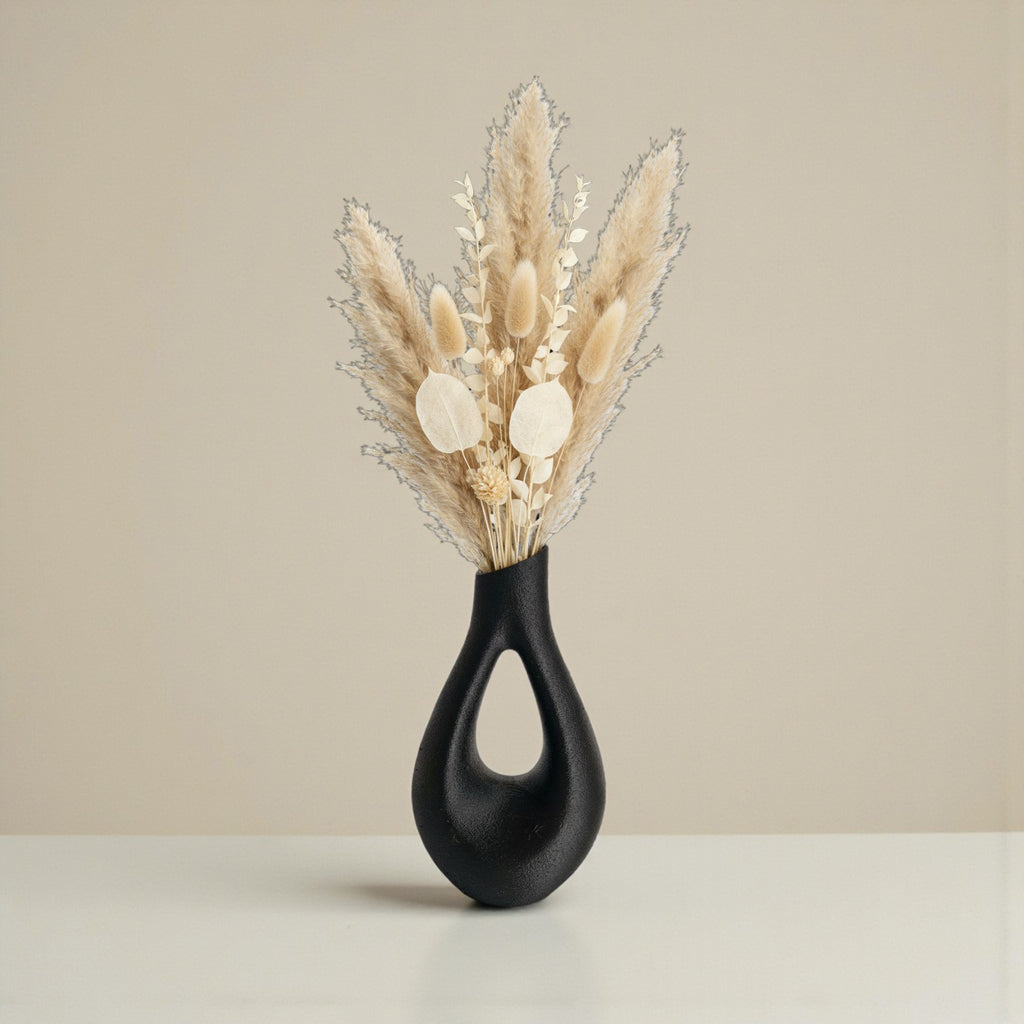 Eclipse Loop Vase – Matte Black 3D Printed Sculpture Vase