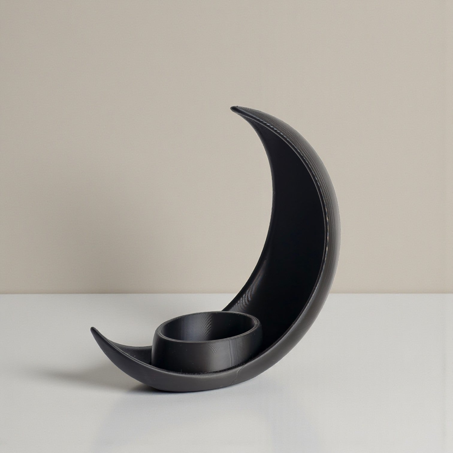Lunar Curve Planter – Crescent Moon 3D Printed Succulent Pot