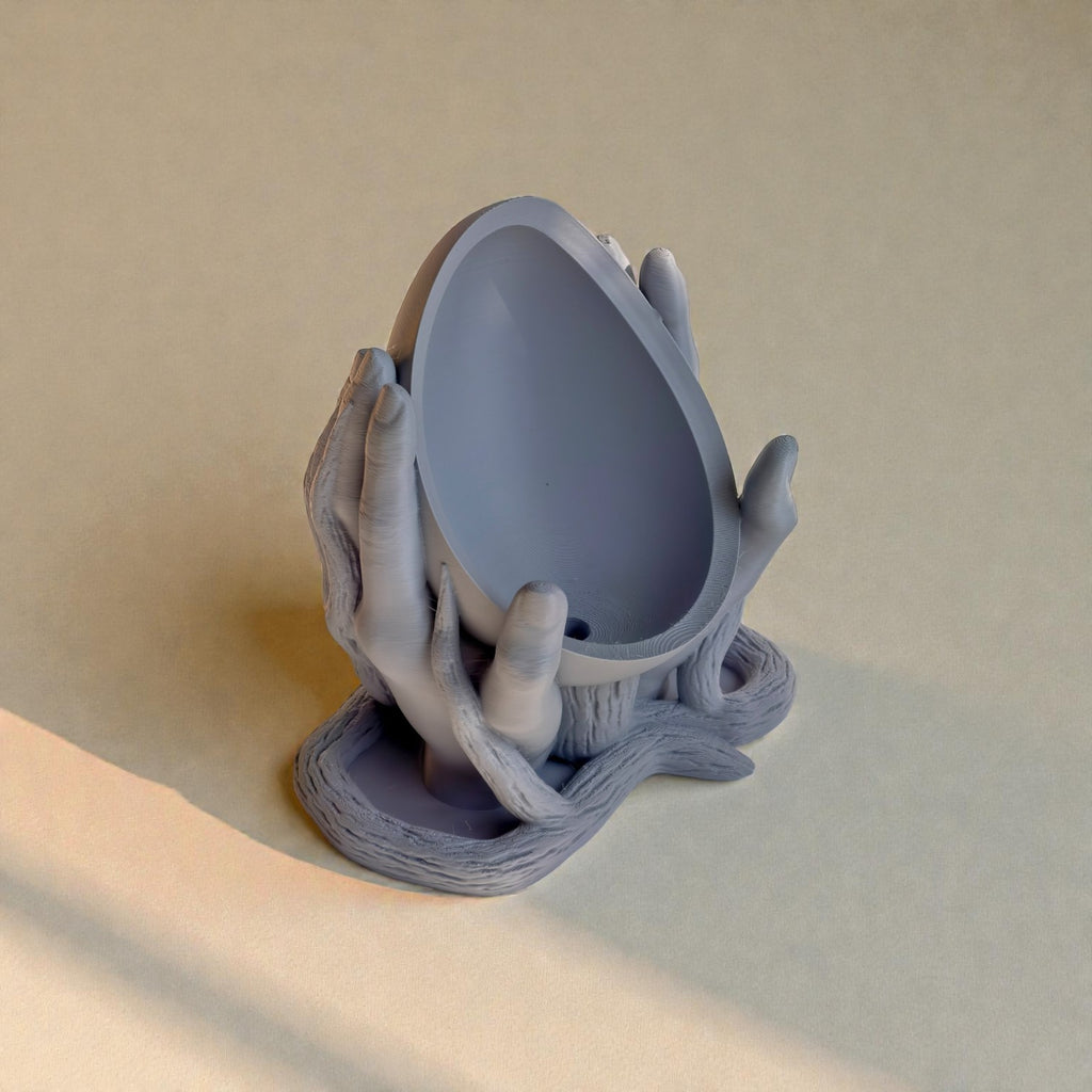 Hands of Nature Planter – Sculptural 3D Printed Pot
