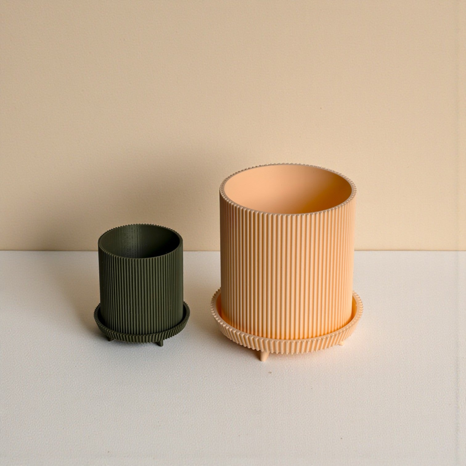 Ribbed Planter Set – Terracotta Peach & Olive Green with drainage hole