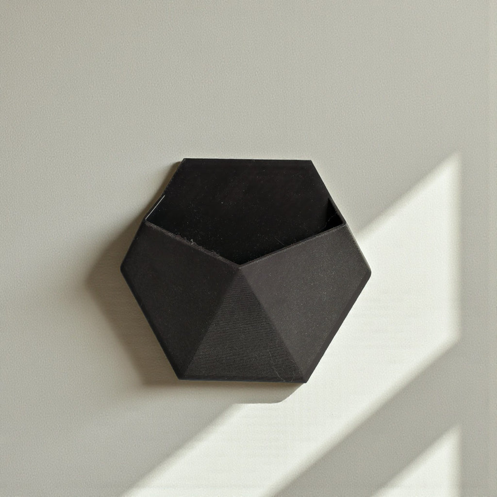Hexa Wall Planter – Matte Black