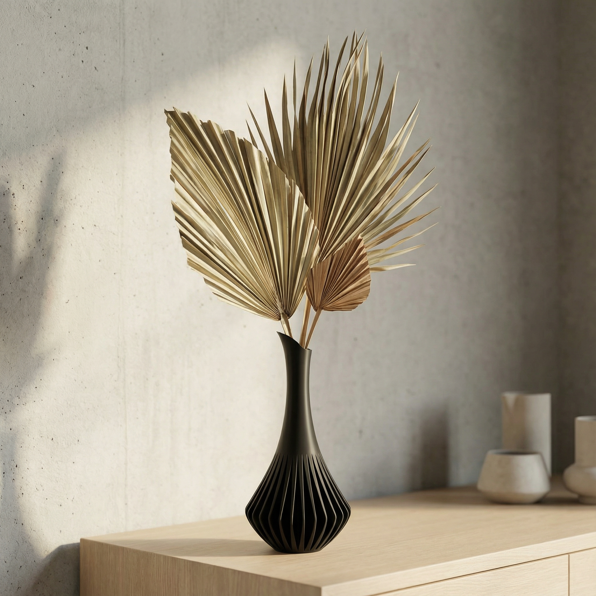 Modern Sculptural Vase with Ribbed Design – Minimal Decorative Vase for Dried Flowers & Home Décor