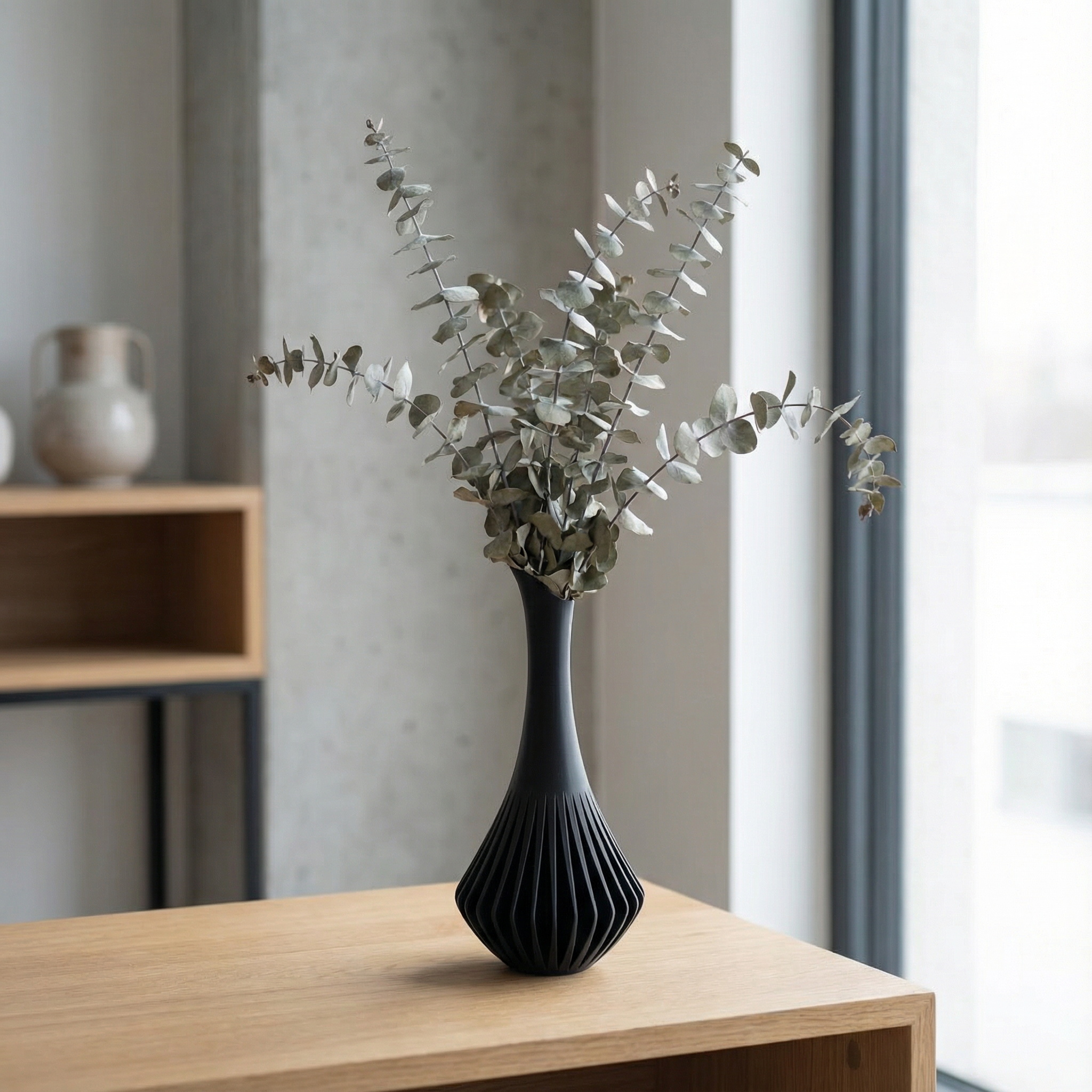 Modern Sculptural Vase with Ribbed Design – Minimal Decorative Vase for Dried Flowers & Home Décor