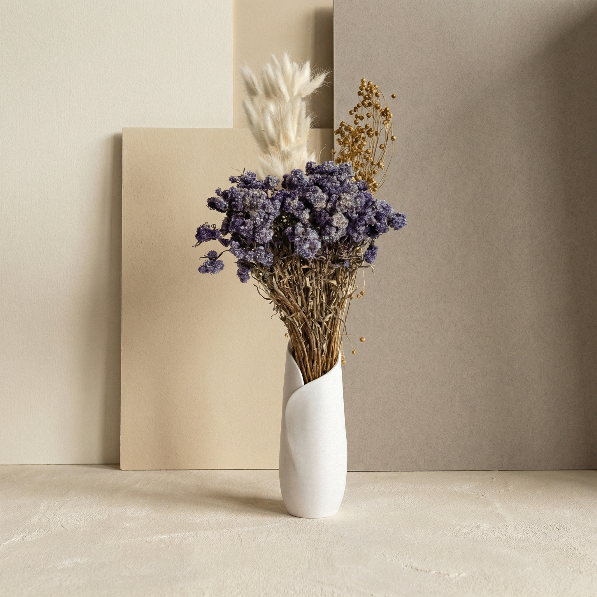 Premium Dry Flower Arrangement – Lavender Daisy, Bunny Tail & Golden Buds | Timeless Botanica Decor
