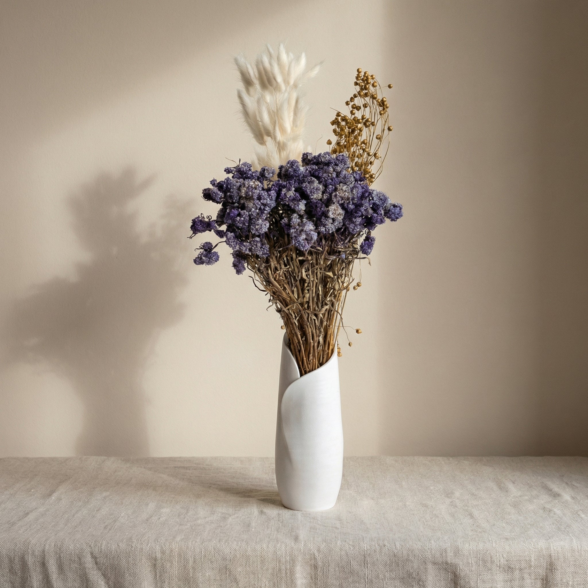 Premium Dry Flower Arrangement – Lavender Daisy, Bunny Tail & Golden Buds | Timeless Botanica Decor